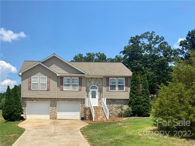 261 Periwinkle St, Lincolnton, NC