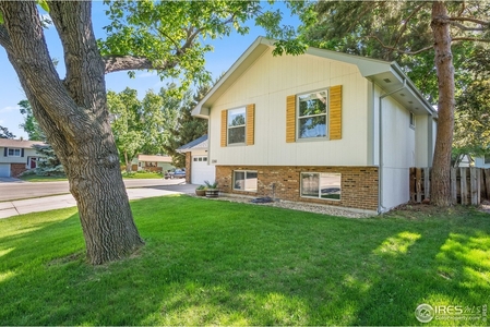 2261 Shawnee Ct, Fort Collins, CO