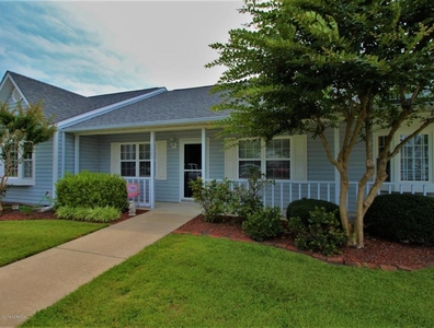 303 Barbour Rd, Morehead City, NC