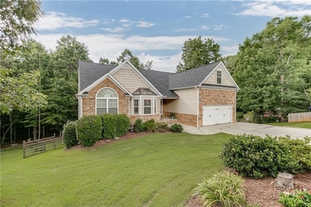 5603 Wooded Valley Way, Flowery Branch, GA