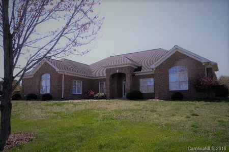 129 Stone House Dr, Statesville, NC