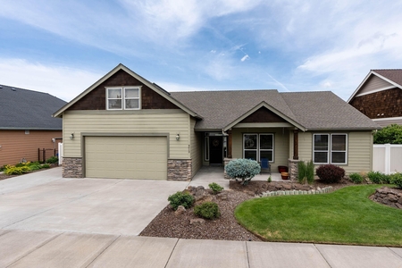 4013 Sw Tommy Armour Ln, Redmond, OR