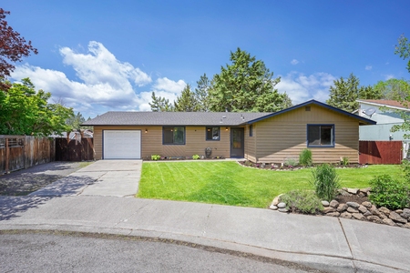 2803 Ne Lapointe Ct, Bend, OR