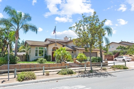 954 Thoroughbred Ln, Norco, CA