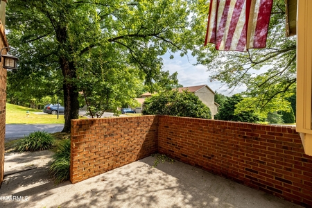 8600 Olde Colony Trl, Knoxville, TN