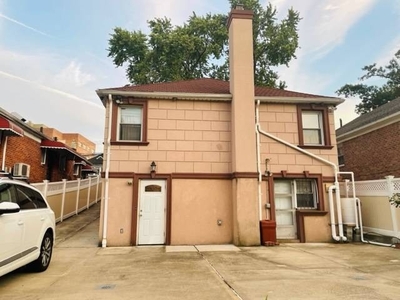 143-29 84th Road, Queens, NY