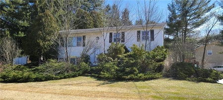 6 Glenmere Ct, Airmont, NY