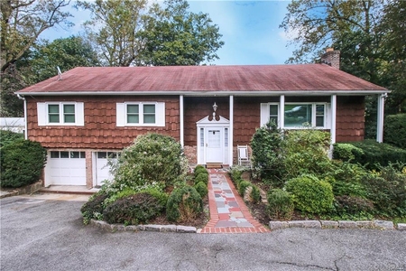 53 Crawford Ter, New Rochelle, NY