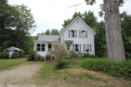 5 Toncer Rd, Livermore, ME