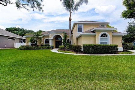 2808 Winding Trail Dr, Valrico, FL