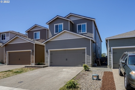 310 Forest Ln, Molalla, OR