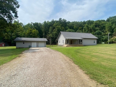600 Mossbarger Detty Rd, Piketon, OH