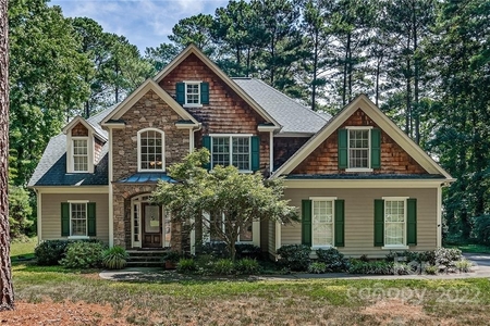 469 Isle Of Pines Rd, Mooresville, NC