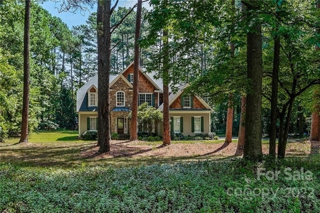469 Isle Of Pines Rd, Mooresville, NC