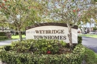 124 Weybridge Cir, Royal Palm Beach, FL