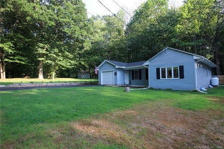 40 Barry Rd, Coventry, CT