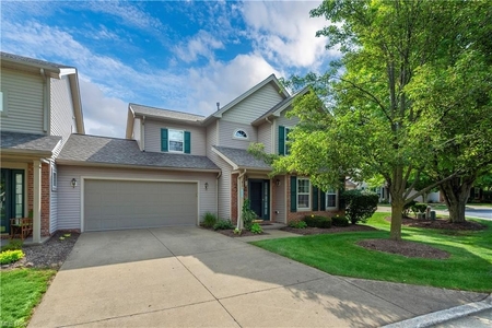 15844 Lakeview Ter, Cleveland, OH