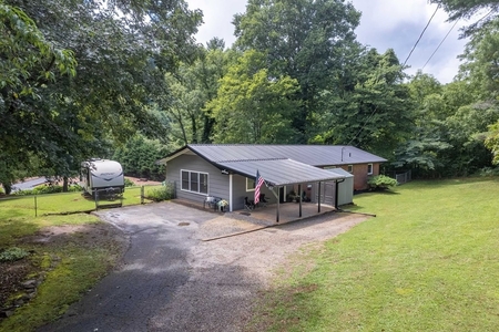 63 Winterberry Dr, Cullowhee, NC
