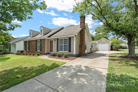 201 Coventry Dr, Indian Trail, NC