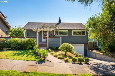 5114 Sw View Point Ter, Portland, OR