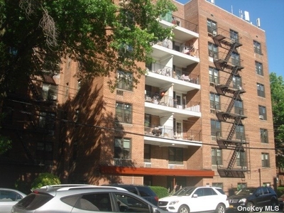 38-25 Parsons Blvd, Queens, NY