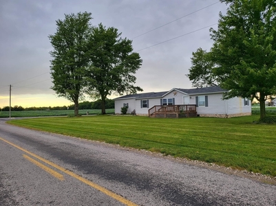 2913 S 100, Albion, IN
