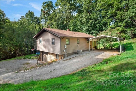 309 Poteat Rd, Marion, NC