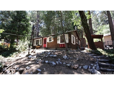 39543 Canyon Dr, Forest Falls, CA