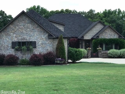 36 Valley Meadows Dr, Greenbrier, AR