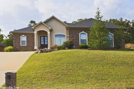 20 Basswood Ter, Maumelle, AR