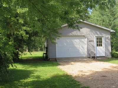 5867 County Road 1580, West Plains, MO