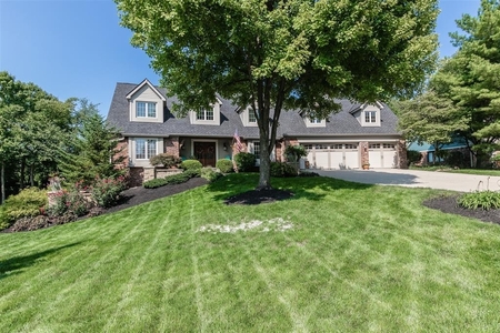 11718 Landings Dr, Indianapolis, IN