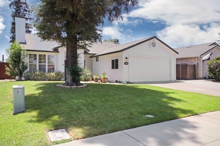 2536 Country Manor Dr, Riverbank, CA