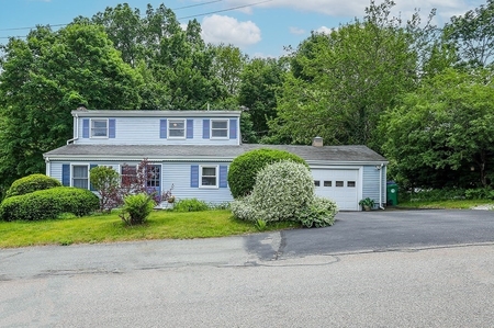 73 Hillview Rd, Westwood, MA