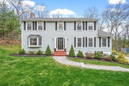3 Woodhaven Dr, Andover, MA