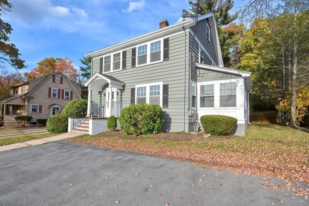 555 Old West Central St, Franklin, MA
