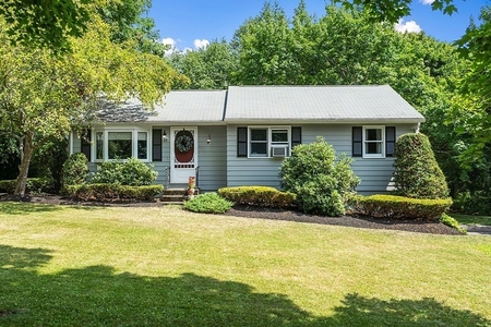 24 Kendall Hill Rd, Sterling, MA
