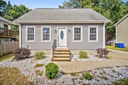 25 Burke St, Indian Orchard, MA