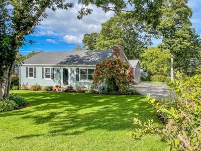 20 Tabor Rd, Forestdale, MA