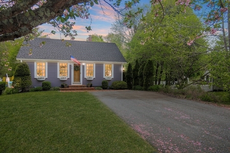 170 Booth Hill Rd, Scituate, MA
