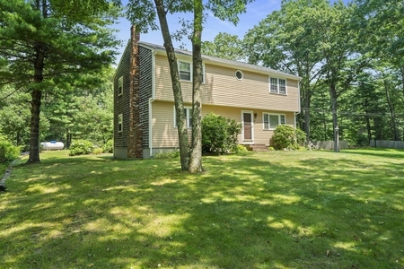 41 Forest St, Plympton, MA