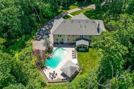 165 Country Dr, Weston, MA
