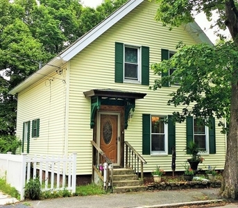 62 Lawrence St, Fitchburg, MA