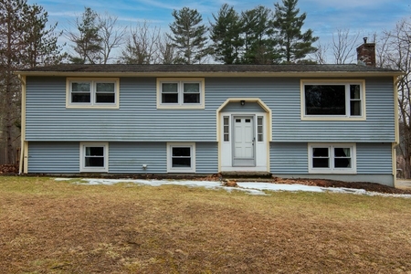 33 Browning Pond Rd, Spencer, MA
