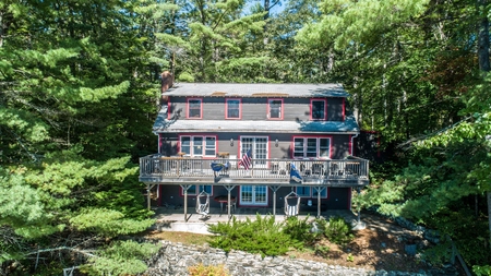 4 Sealand Dr, West Newfield, ME