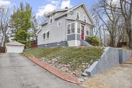 57 Buttrick Ave, Fitchburg, MA