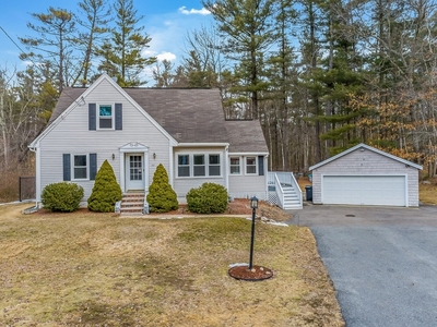 311 Dunstable Rd, North Chelmsford, MA