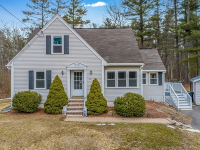 311 Dunstable Rd, North Chelmsford, MA