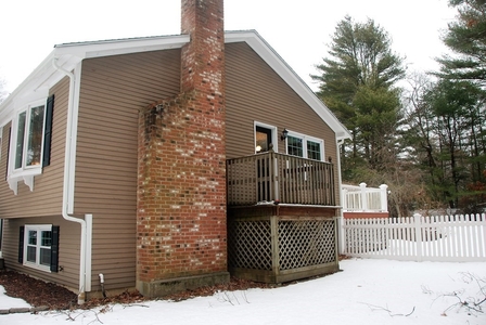 43 Forest St, Carver, MA