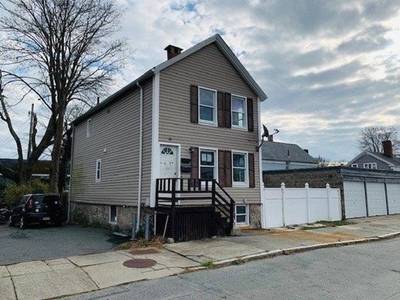 116 Chestnut St, New Bedford, MA